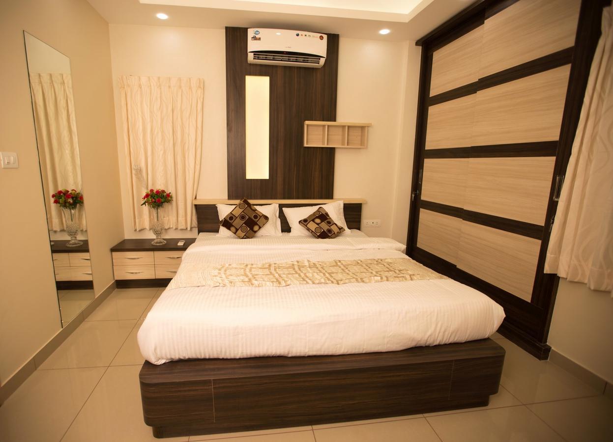 Benaka Suites Bangalore Ngoại thất bức ảnh